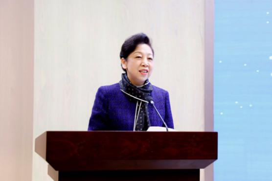 说明: C:\Users\admin\Desktop\中国价格协会高校价格理论与教学研究会第36次年会--照片\20201128中国价格协会高校价格理论与教学研究会(毛逸彬 李达 杜佳 刘哲源 陆敬祥 闫夏瑾 杨晨萱 张宇豪 陈伟)\_79A9163.jpg